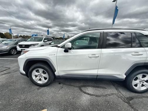 2019 Toyota RAV4 Hybrid LE