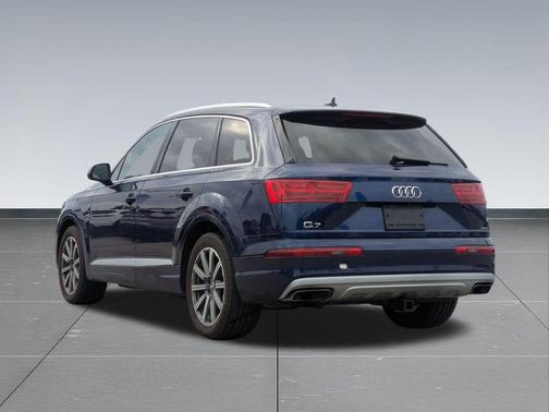 2019 Audi Q7 55 Premium Plus