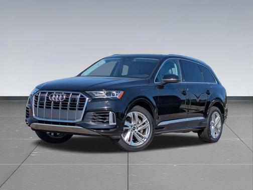 2023 Audi Q7 55 Premium Plus