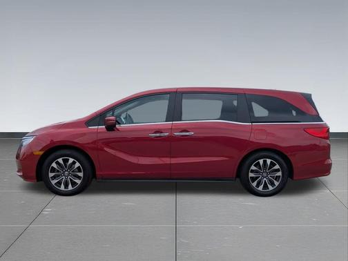 Radiant Red Metallic II 2024 Honda Odyssey EX-L