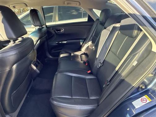 2018 Toyota Avalon XLE