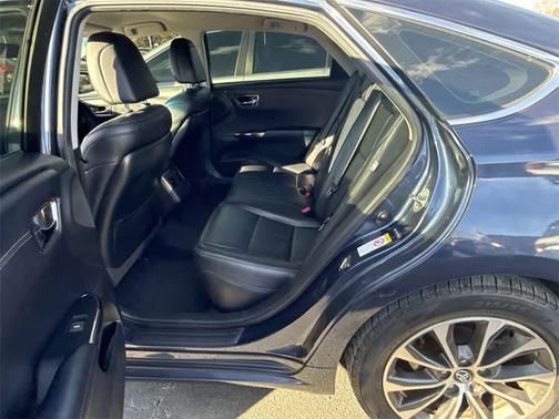 2018 Toyota Avalon XLE