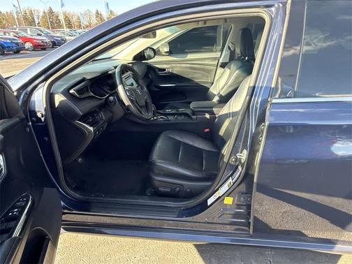 2018 Toyota Avalon XLE