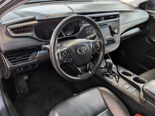 2018 Toyota Avalon XLE