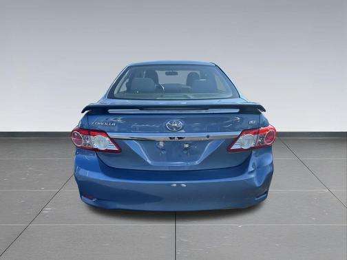 2012 Toyota Corolla LE
