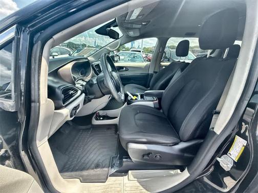 2018 Chrysler Pacifica Touring Plus