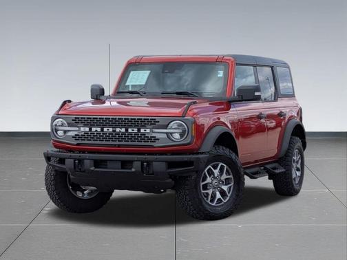 HOT PEPPER RED MET TINT CC 2024 Ford Bronco Badlands