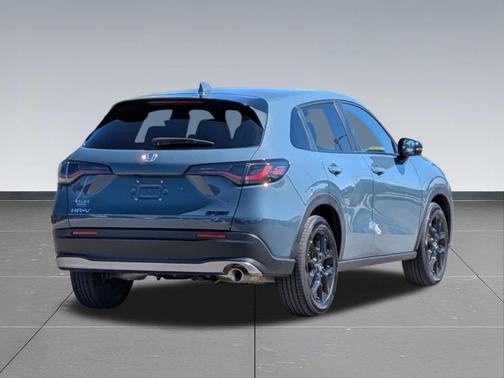 Nordic Forest Pearl 2025 Honda HR-V AWD Sport