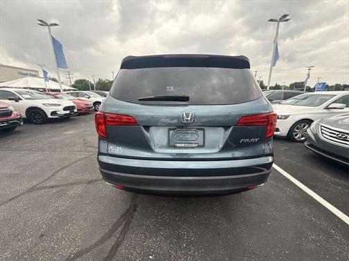2016 Honda Pilot LX