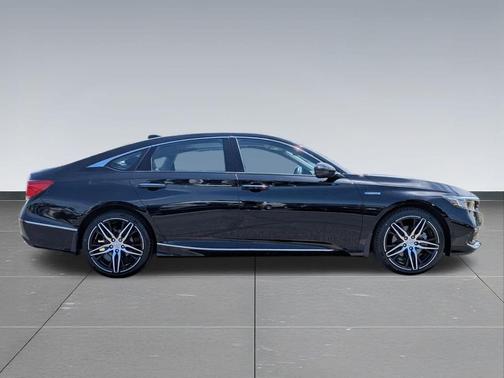 Crystal Black Pearl 2021 Honda Accord Hybrid Touring