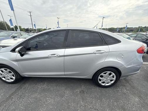 2013 Ford Fiesta SE