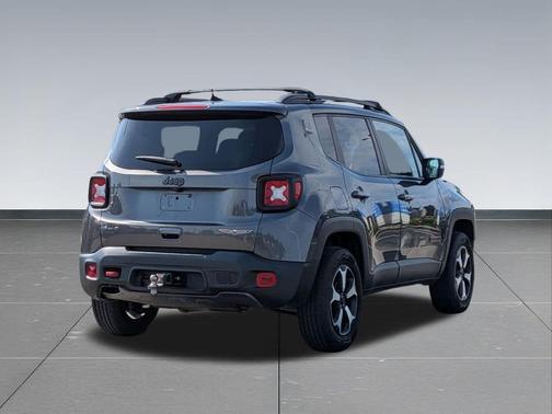 Granite Crystal Metallic Clearcoat 2019 Jeep Renegade Trailhawk