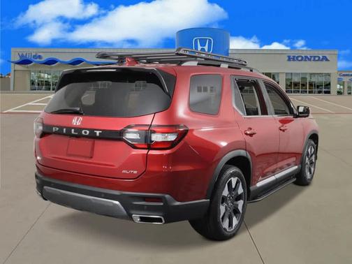 Radiant Red Metallic II 2026 Honda Pilot Elite