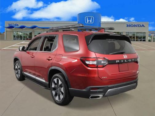 Radiant Red Metallic II 2026 Honda Pilot Elite