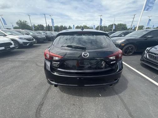 2018 Mazda Mazda3 Touring