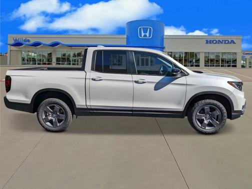 Platinum White Pearl 2026 Honda Ridgeline TrailSport