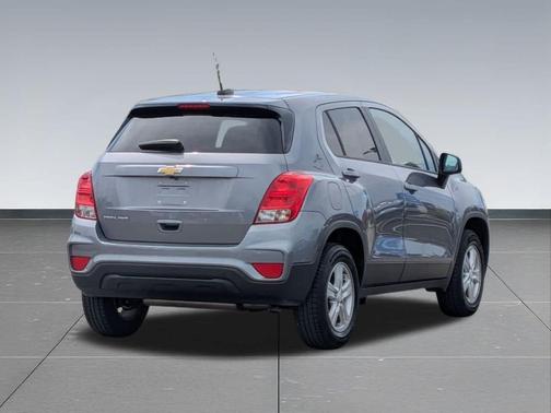 Satin Steel Metallic 2020 Chevrolet Trax LS
