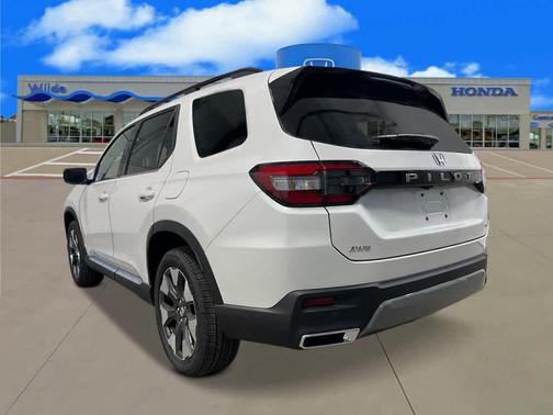 Platinum White Pearl 2026 Honda Pilot Elite