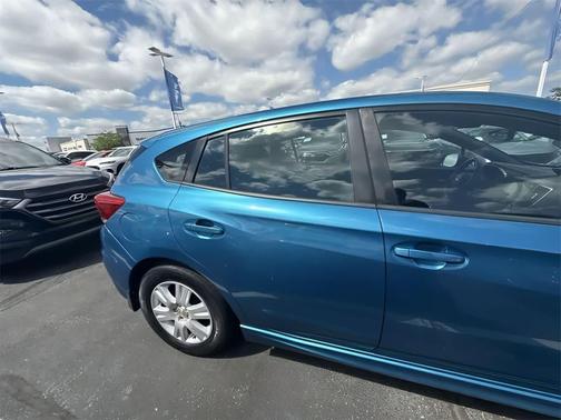2017 Subaru Impreza 2.0i Sport