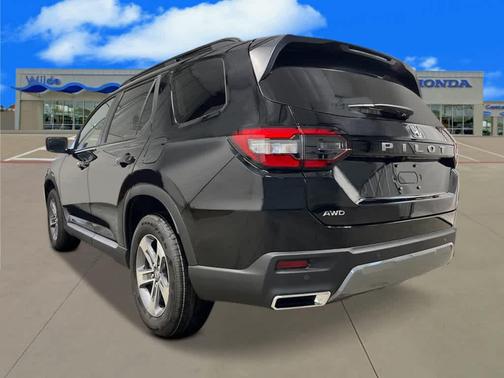 Crystal Black Pearl 2026 Honda Pilot EX-L