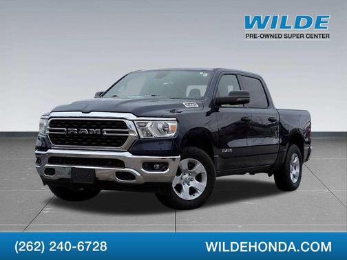Patriot Blue Pearlcoat 2023 RAM 1500 Big Horn/Lone Star