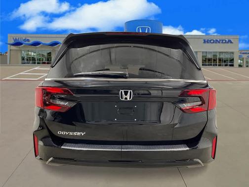 Crystal Black Pearl 2026 Honda Odyssey EX-L