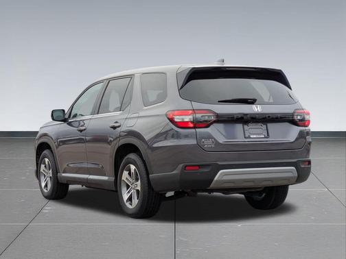 2024 Honda Pilot EX-L 7 Passenger