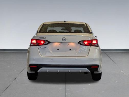 Fresh Powder 2020 Nissan Versa 1.6 S