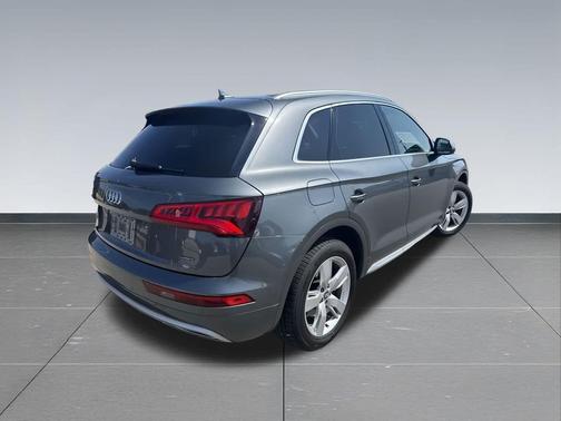 2019 Audi Q5 2.0T Premium Plus