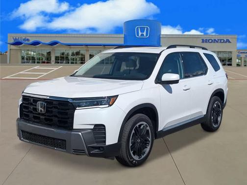 Platinum White Pearl 2026 Honda Pilot Touring 8-Passenger