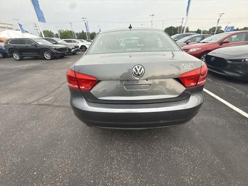 2015 Volkswagen Passat 1.8T S