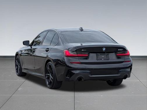 Black Sapphire Metallic 2022 BMW 330 xDrive