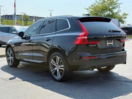 2020 Volvo XC60 T5 Momentum