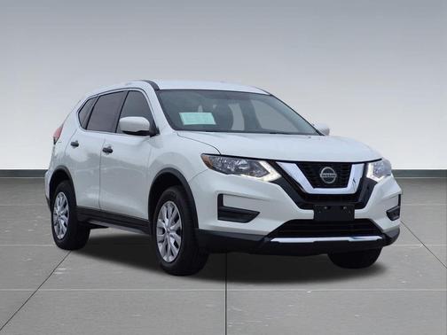 Glacier White 2018 Nissan Rogue S