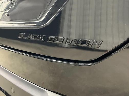 Crystal Black Pearl 2026 Honda Pilot Black Edition