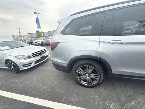 2022 Honda Pilot AWD Sport
