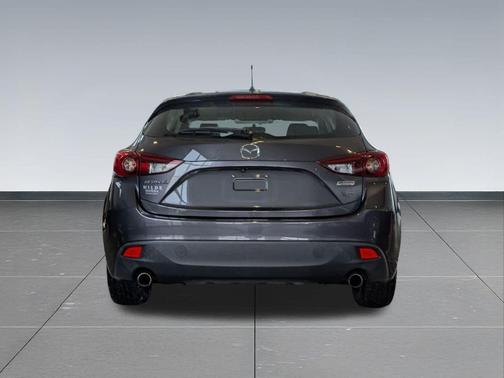 2016 Mazda Mazda3 i Sport