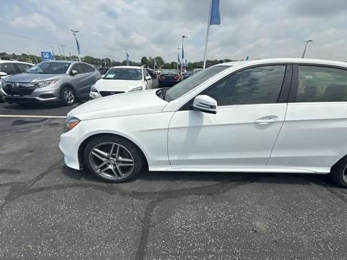 2015 Mercedes-Benz E-Class 4MATIC