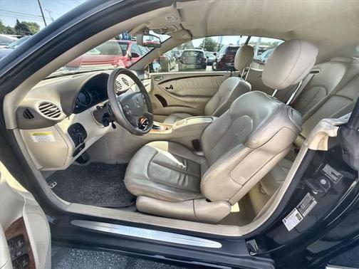 2008 Mercedes-Benz CLK-Class Base