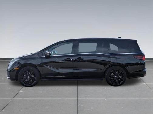 Crystal Black Pearl 2024 Honda Odyssey Sport