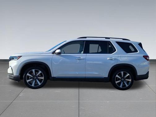 2023 Honda Pilot Touring 8-Passenger