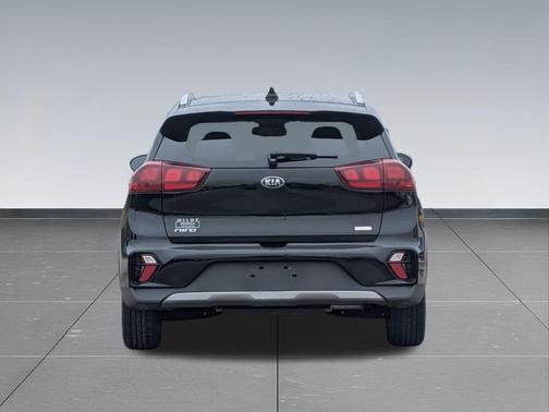 Aurora Black Pearl 2020 Kia Niro LXS