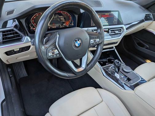 2021 BMW 330 xDrive