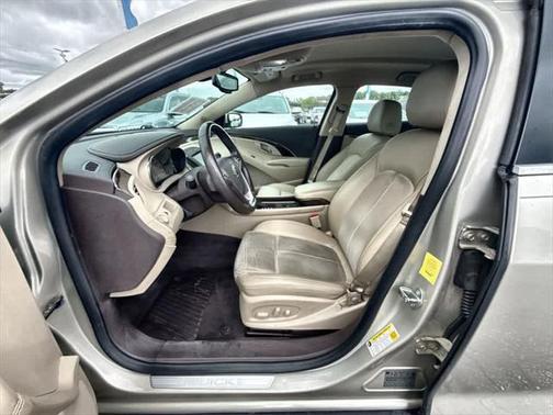 2016 Buick LaCrosse Base