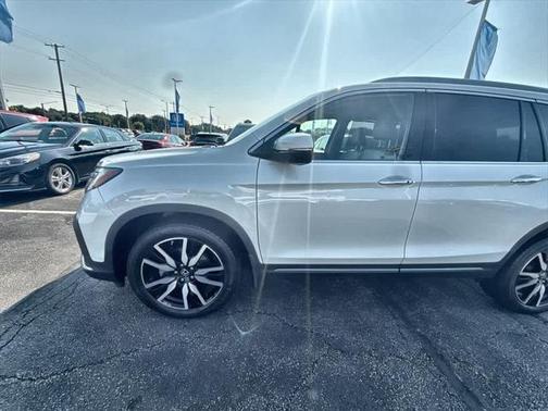 2019 Honda Pilot Touring 8-Passenger