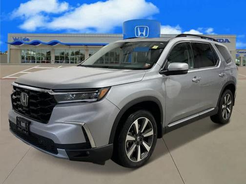 2025 Honda Pilot Touring 8-Passenger