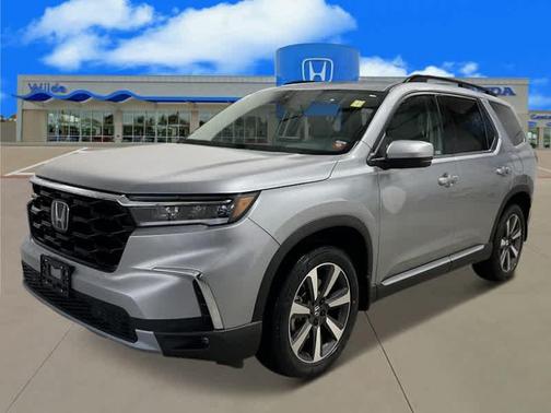 2025 Honda Pilot Touring 8-Passenger