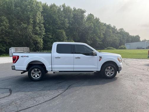 Oxford White 2023 Ford F-150 XLT