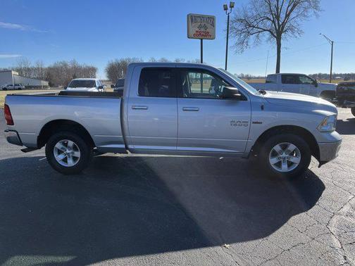 2015 RAM 1500 SLT