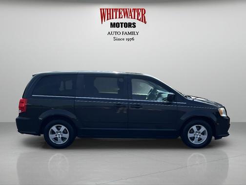 Brilliant Black Crystal Pearl 2012 Dodge Grand Caravan Crew